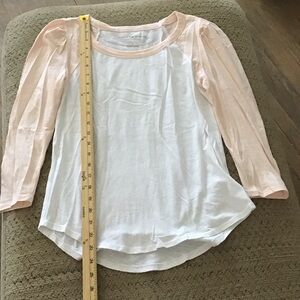 Lucky Brand White and Peach 3/4 Sleeve Tee